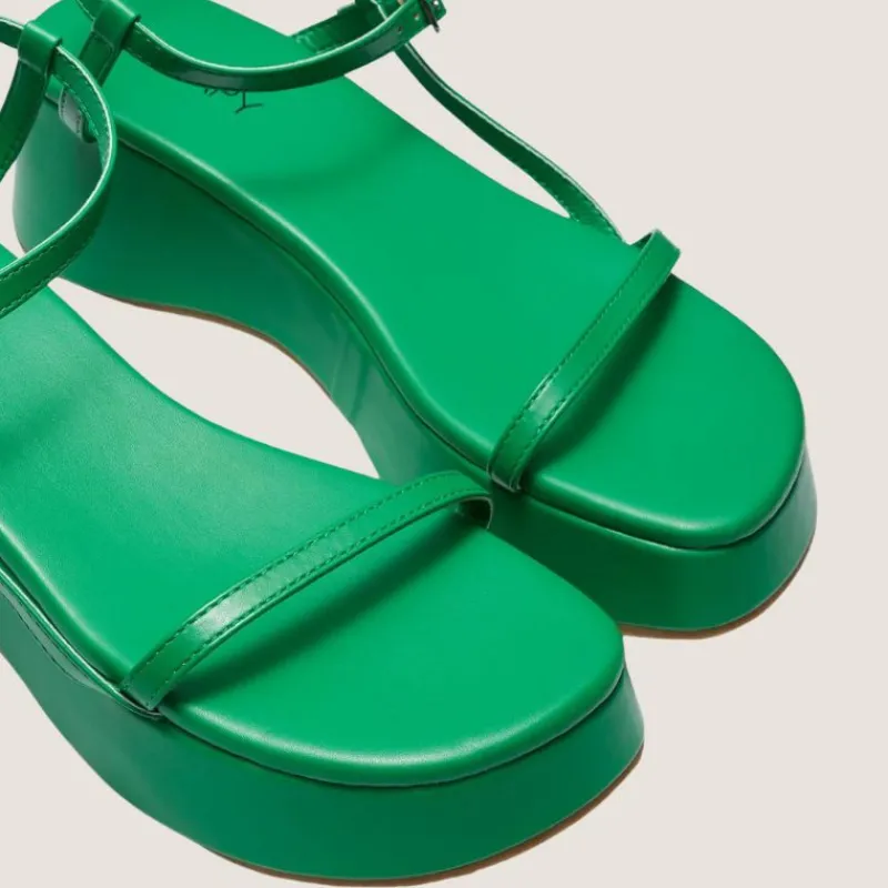 Claudia Sandals | Therapy Fashion