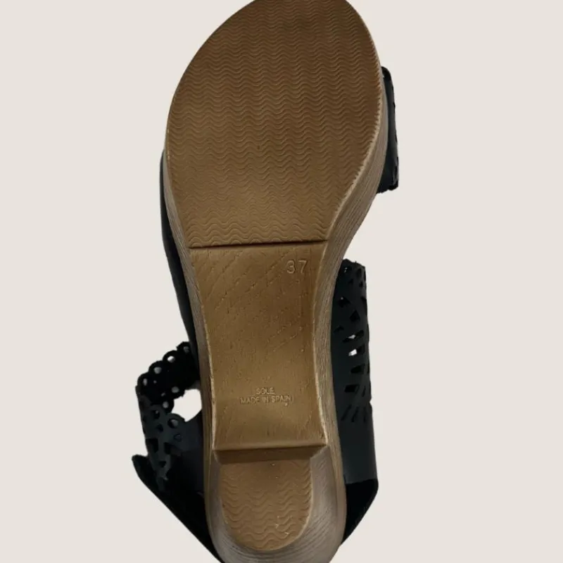 zeta_frills_heel_2-3.webp Frills Heel | Zeta New