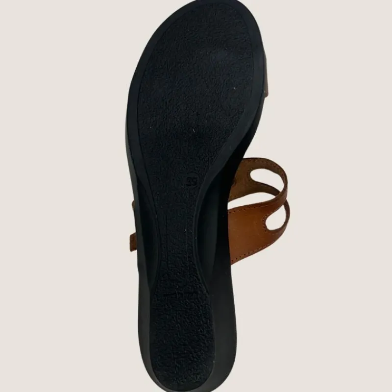 zeta_mireia_toe_slide_2.webp Mireia Toe Slide | Zeta Hot